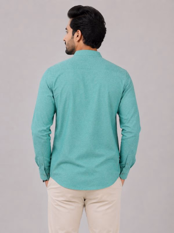 Men’s Slim Fit Casual Shirt