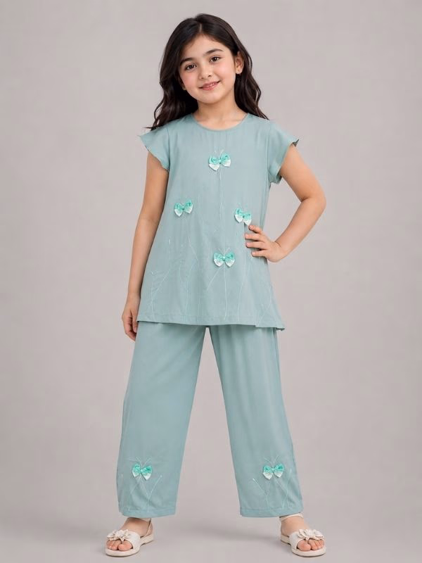 Girl’s Two Pieces